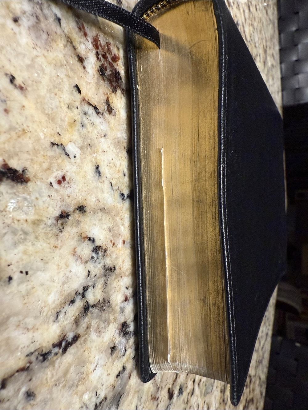 Holy Bible King James Version - Black Leather Cover - Picture 8 of 14